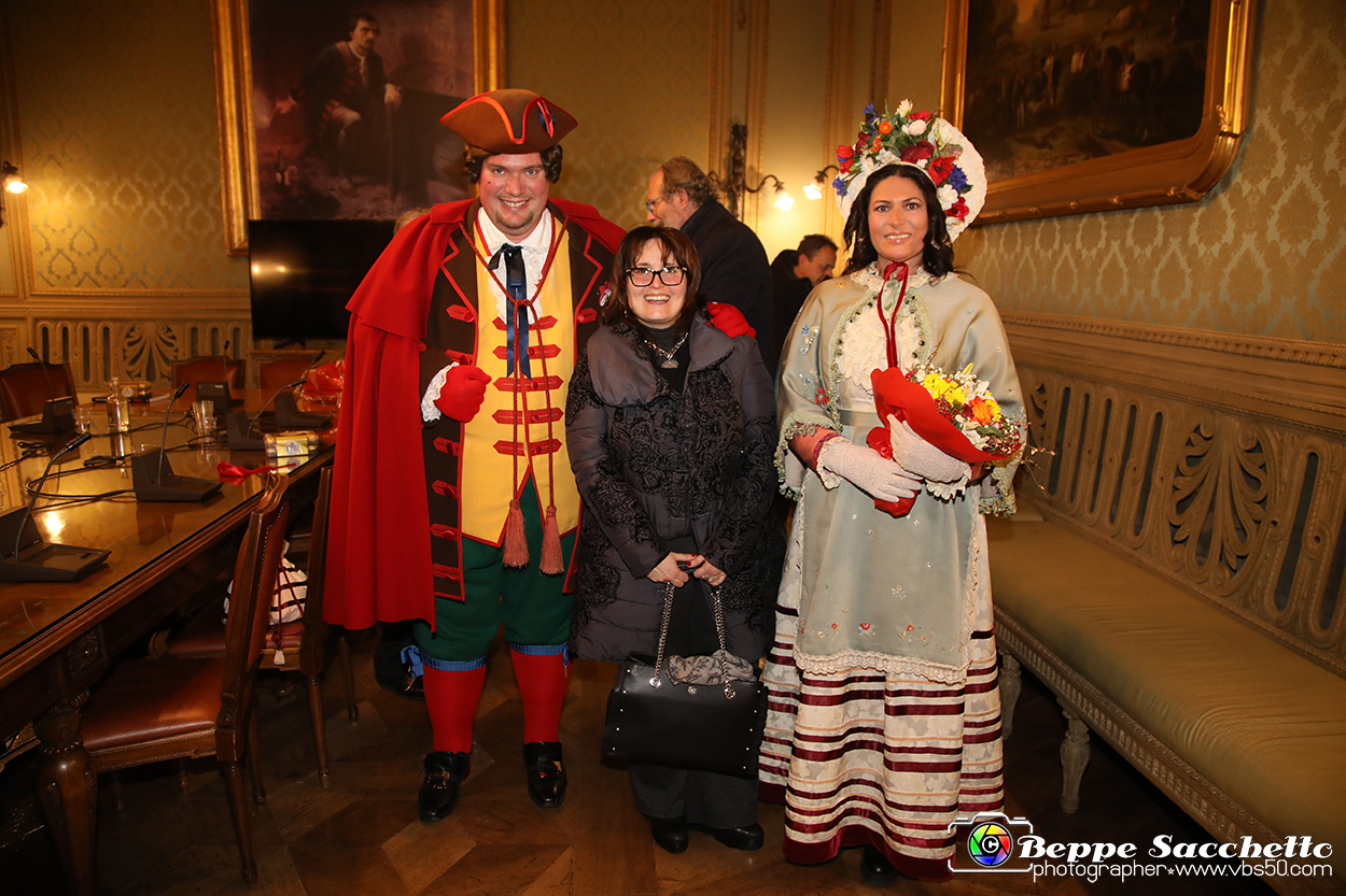 VBS_3691 - Investitura Ufficiale Gianduja e Giacometta Famija Turineisa - Carnevale di Torino 2024.jpg